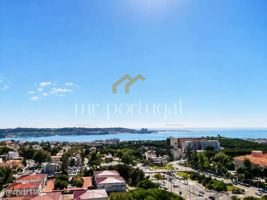 Luxuoso Apartamento T4 com Vista Panorâmica sobre o Rio Tejo - Grande imagem: 3/18