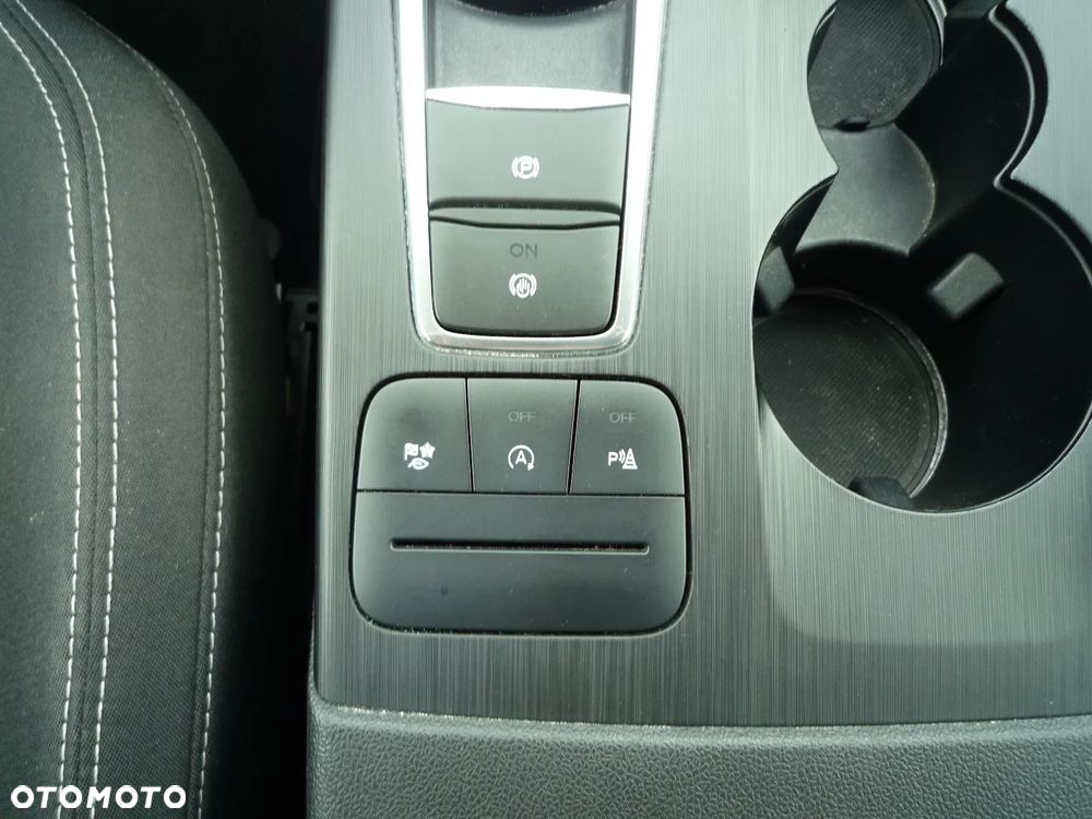 Ford Kuga 1.5 EcoBlue FWD Titanium - 23
