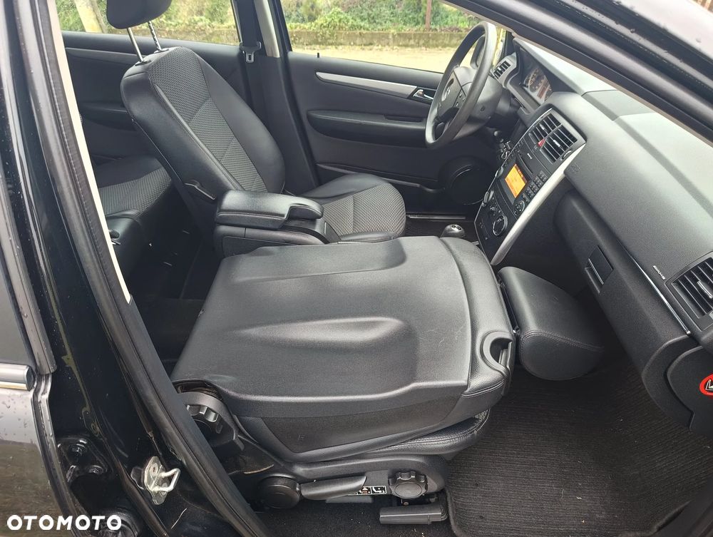 Mercedes-Benz Klasa B 180 CDI DPF Autotronic - 11