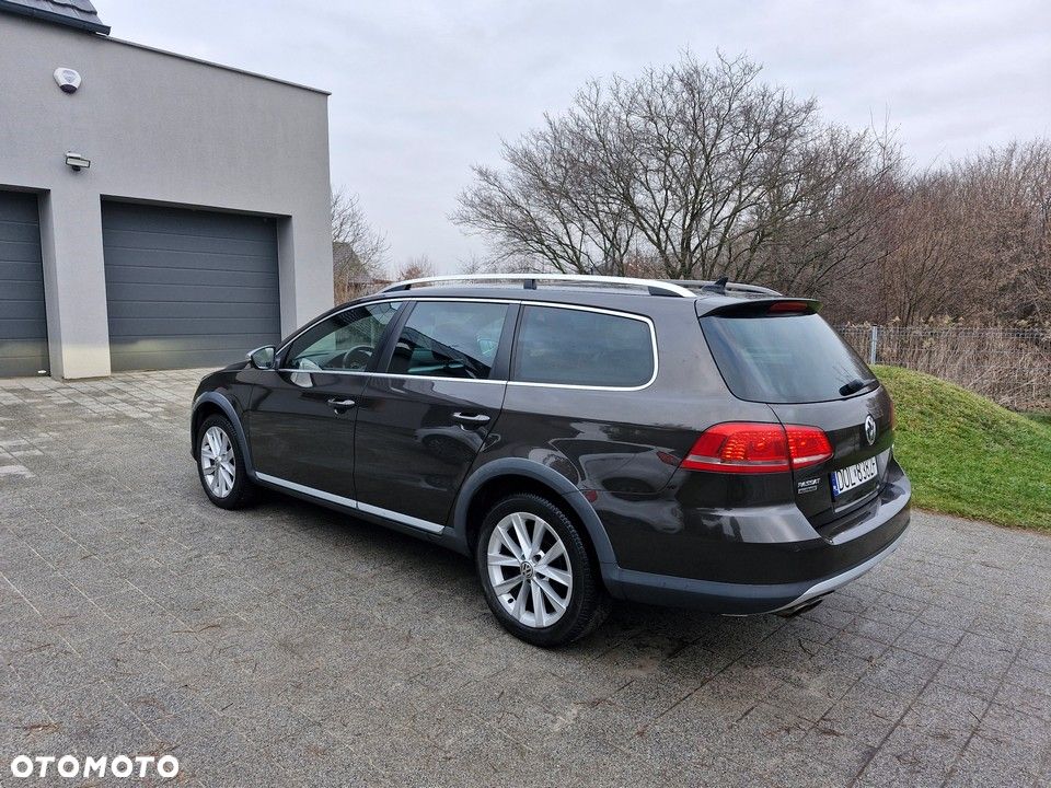Volkswagen Passat Alltrack - 9