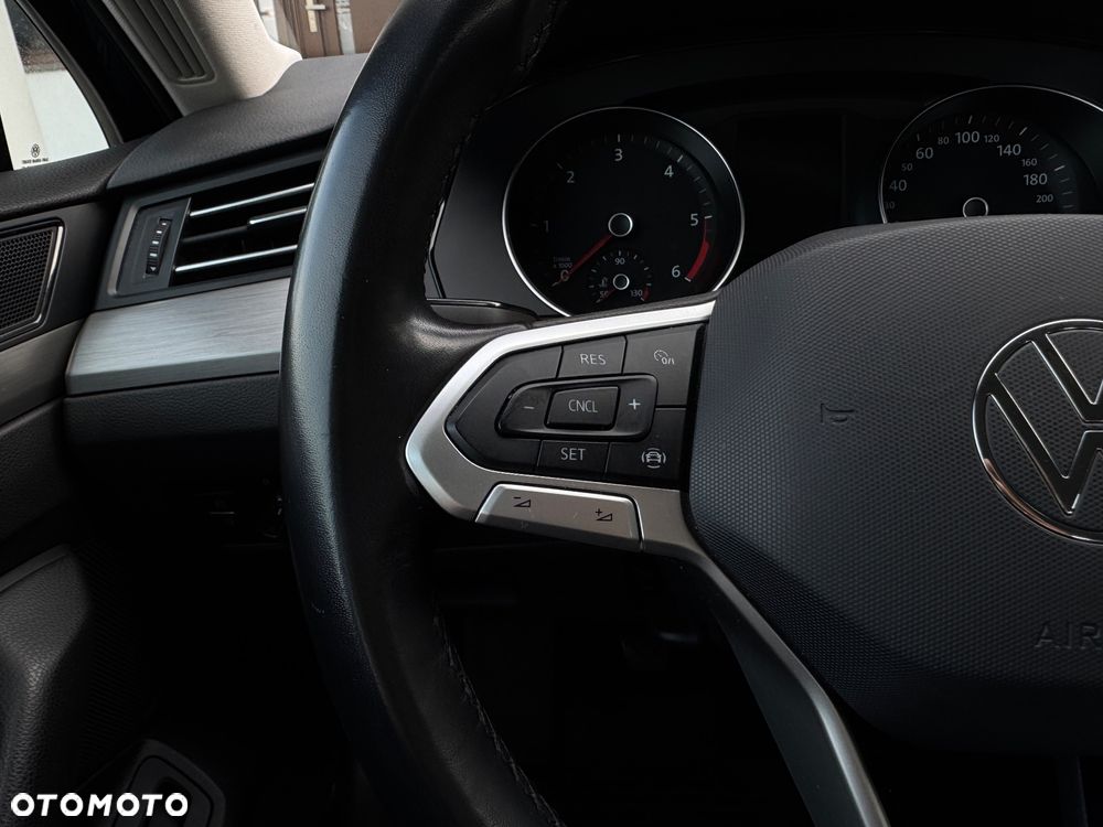 Volkswagen Passat 2.0 TDI EVO Essence - 16