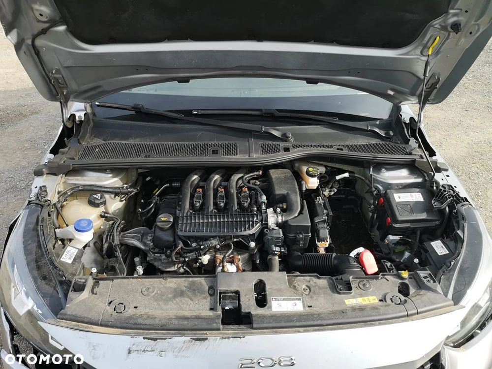 Peugeot 208 - 3