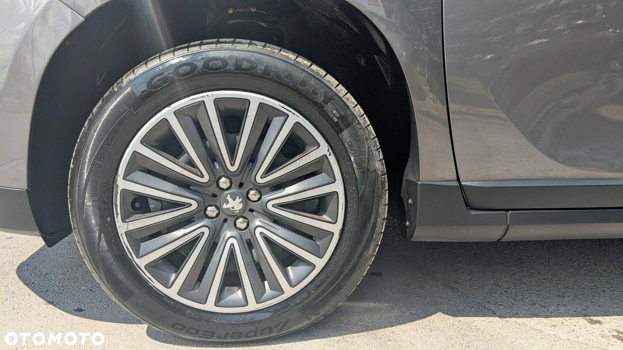 Peugeot 2008 - 40