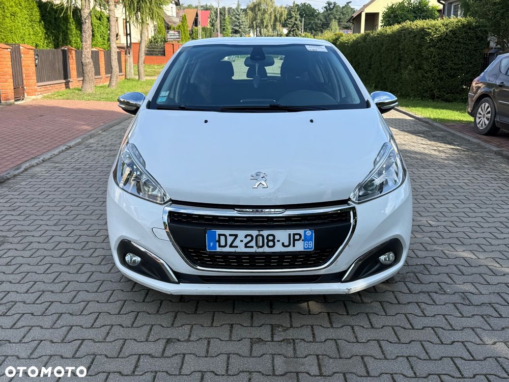 Peugeot 208 1.6 BlueHDi Allure S&S - 2