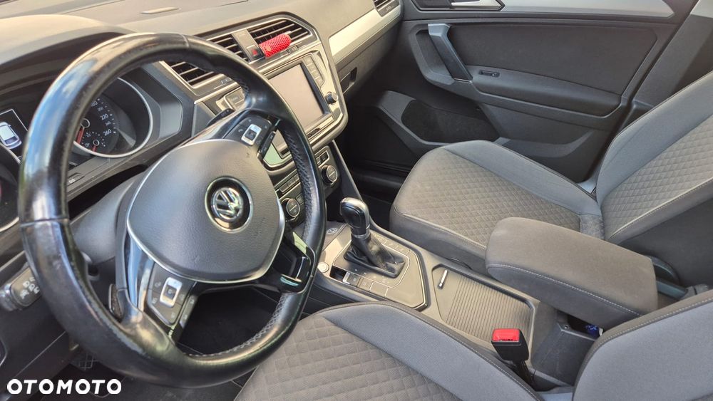 Volkswagen Tiguan - 15