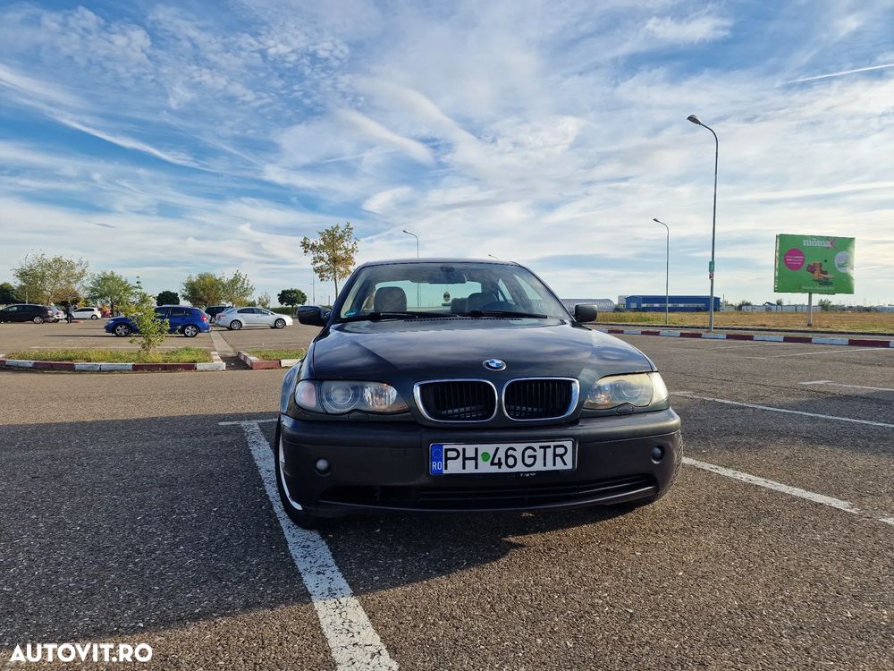 BMW Seria 3 318i - 25