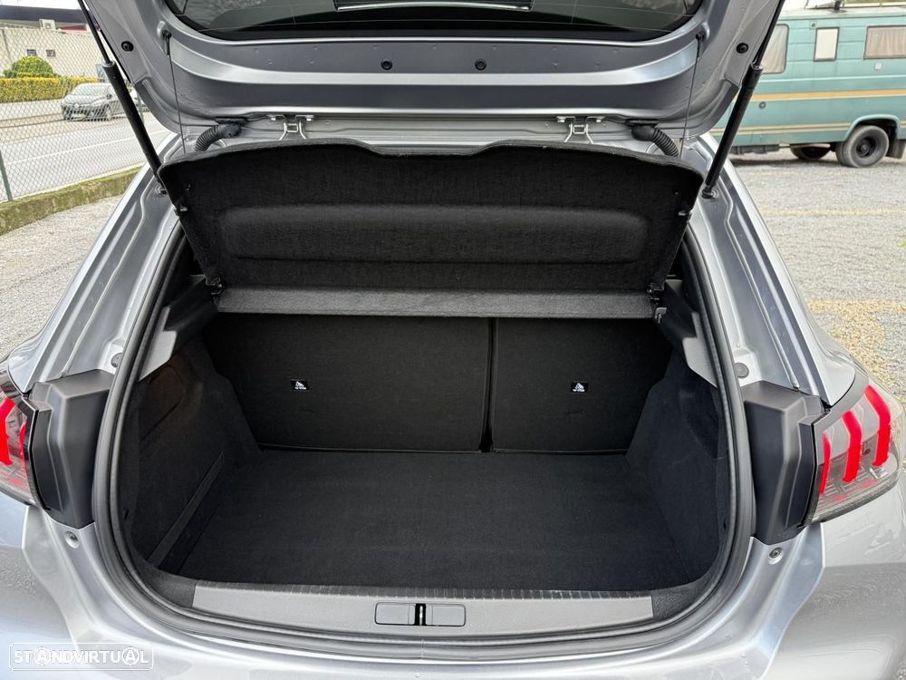 Peugeot 208 1.2 PureTech GT - 47