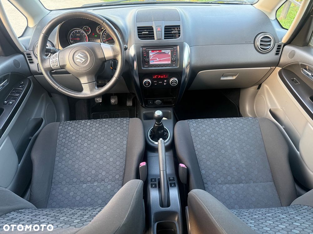 Suzuki SX4 1.6 VVT 4x4 Style - 2