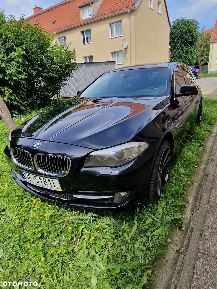 BMW Seria 5 525d xDrive - 1