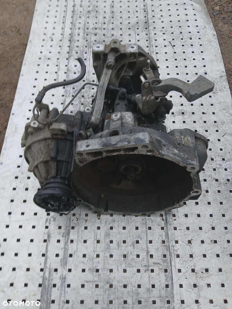 SKRZYNIA BIEGÓW MANUALNA SKODA VW SEAT 1.9 TDI BQQ - 1