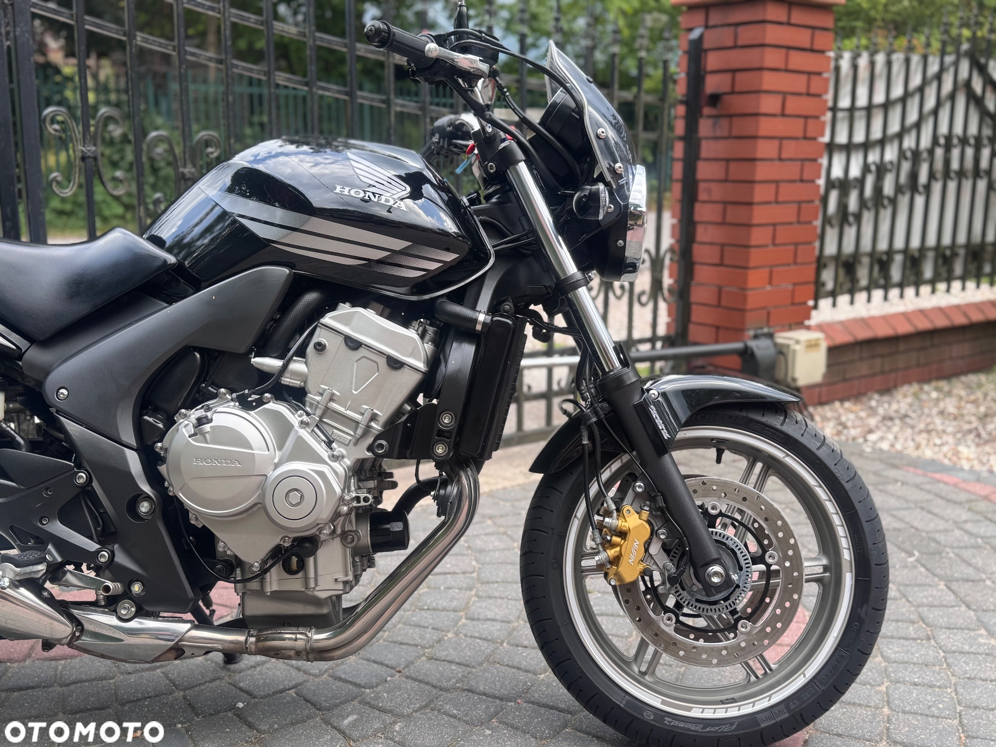 Honda CBF - 10