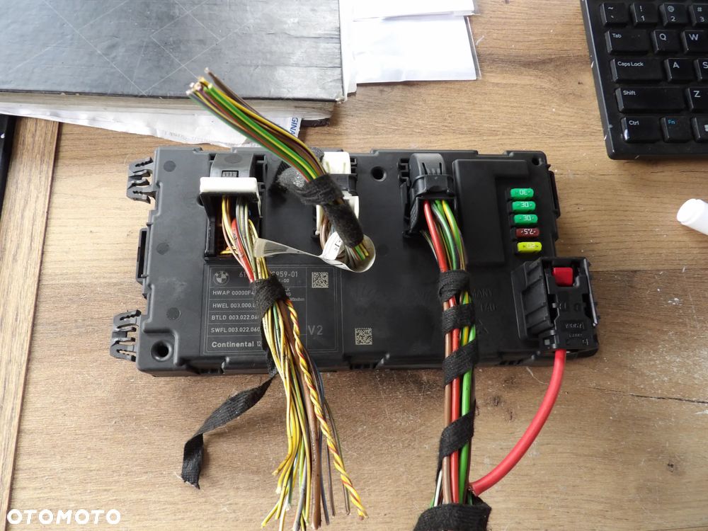 BMW - F20,F30 - MODUŁ , STEROWNIK REM - 9298959 - 1