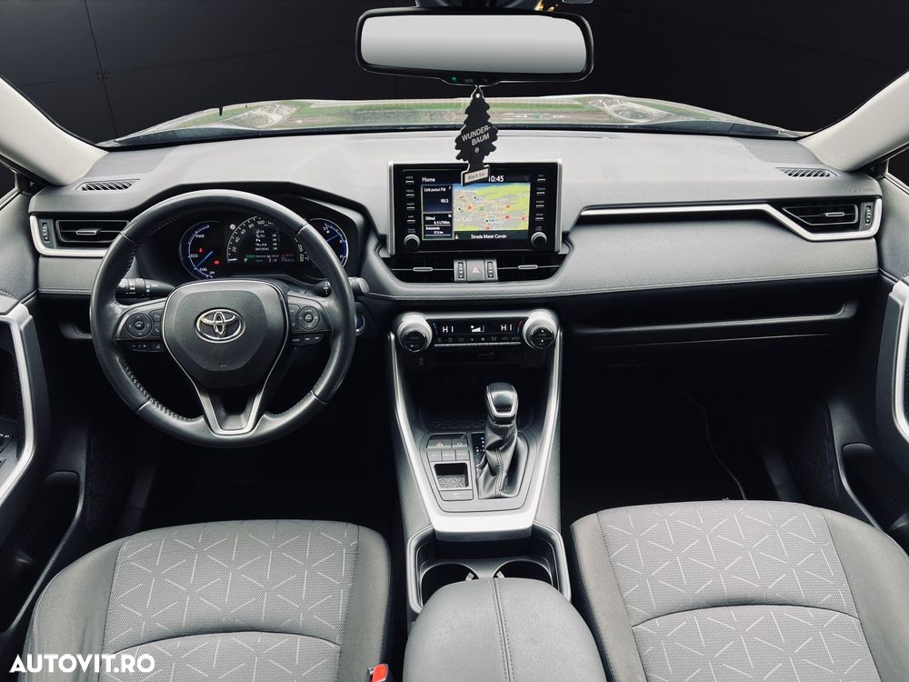 Toyota RAV4 - 13