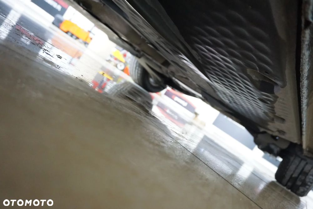 Audi A3 Sportback 2.0 TDI DPF Ambiente - 14