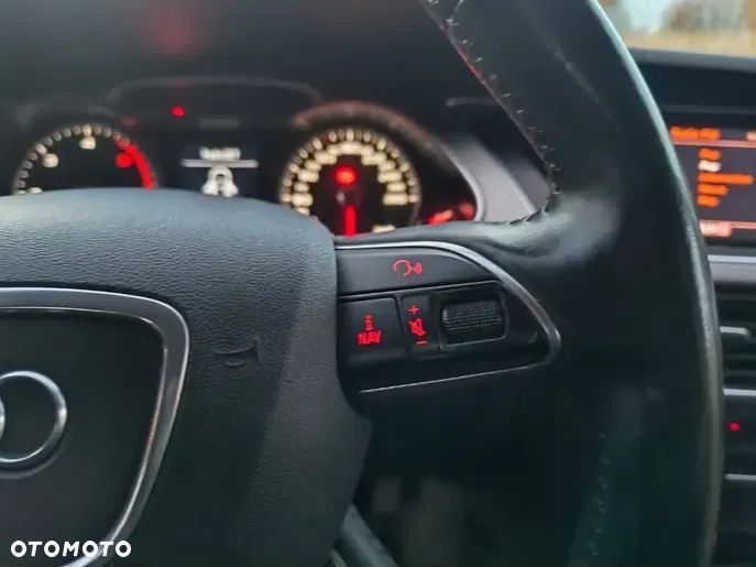 Audi A4 Avant 2.0 TDI DPF Ambiente - 10