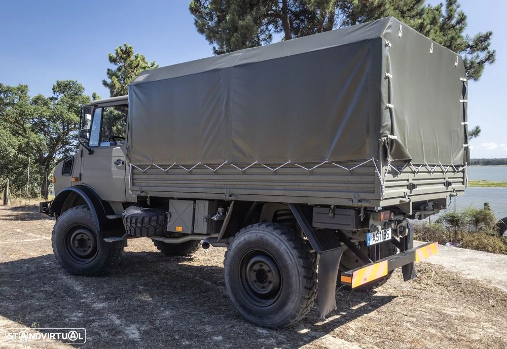Mercedes Benz Unimog - 4