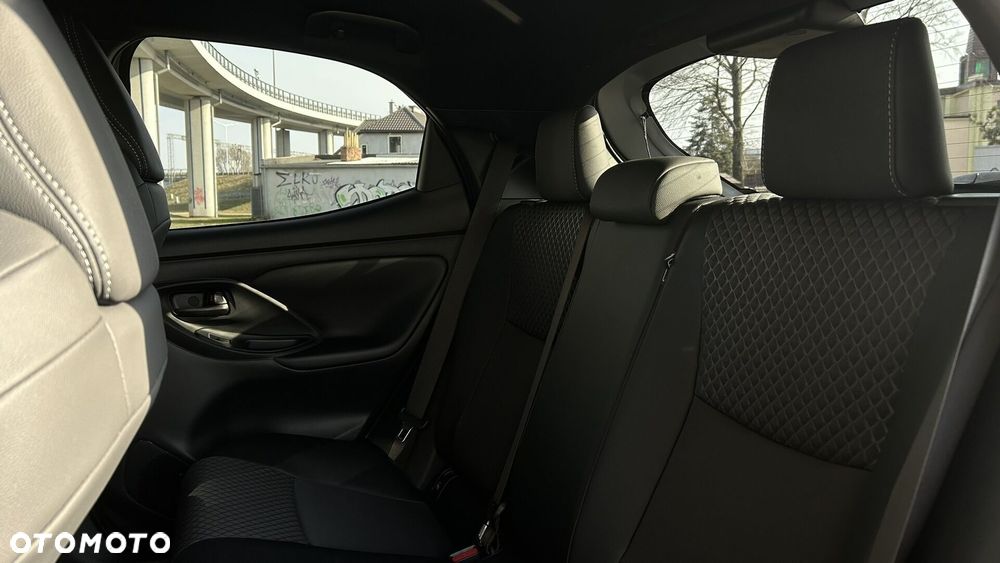 Toyota Yaris Hybrid 1.5 Executive - 23