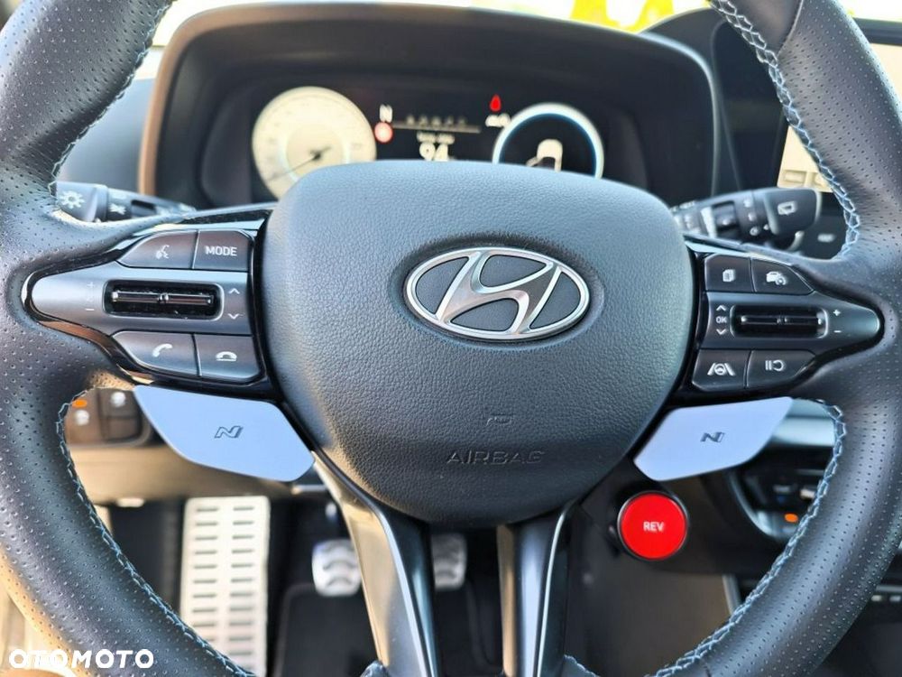 Hyundai i20 - 19