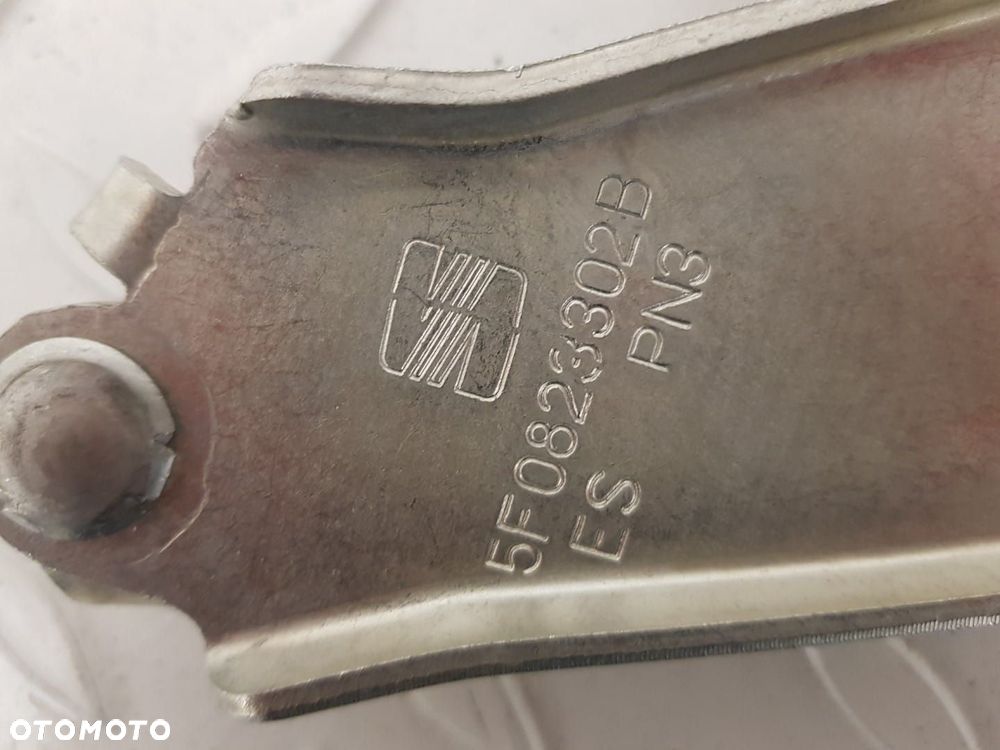 ORYGINALNY NOWY ZAWIAS MASKI ZAWIASY SEAT LEON III 3 12-20 PRAWY PRAWA 5F0823302B - 5