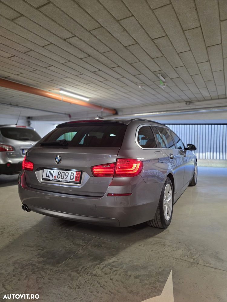 BMW Seria 5 520d Aut. Luxury Line - 8