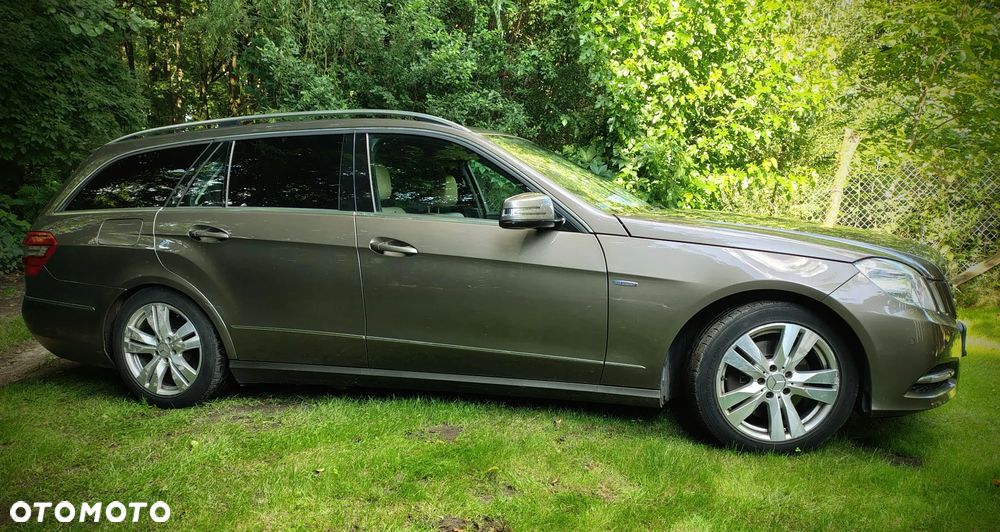 Mercedes-Benz Klasa E 250 CDI 4-Matic BlueEff - 15