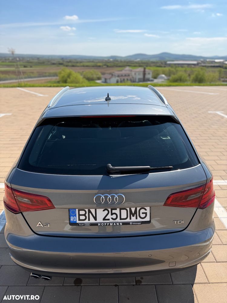 Audi A3 2.0 TDI ack S tronic - 11