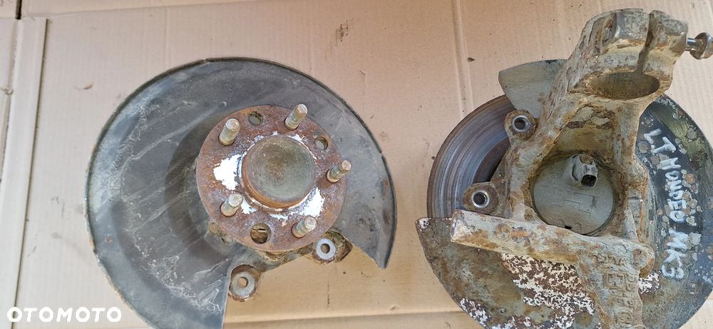 ZWROTNICA PIASTA PRAWA LEWA TYL MONDEO MK3 HB - 3