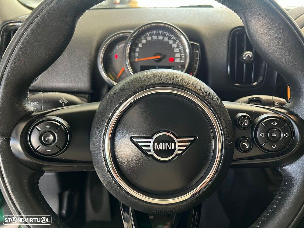 MINI Countryman - 16
