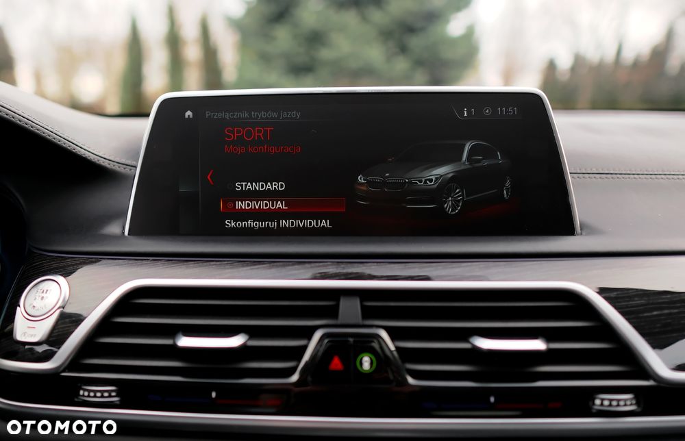 BMW Seria 7 M760Li xDrive V12 Excellence - 26