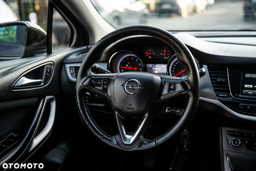 Opel Astra 1.4 Turbo Edition - 32