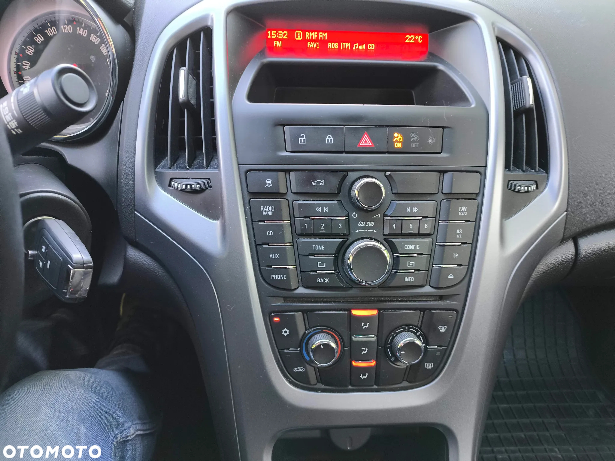 Opel Astra IV 1.4 T Active - 16