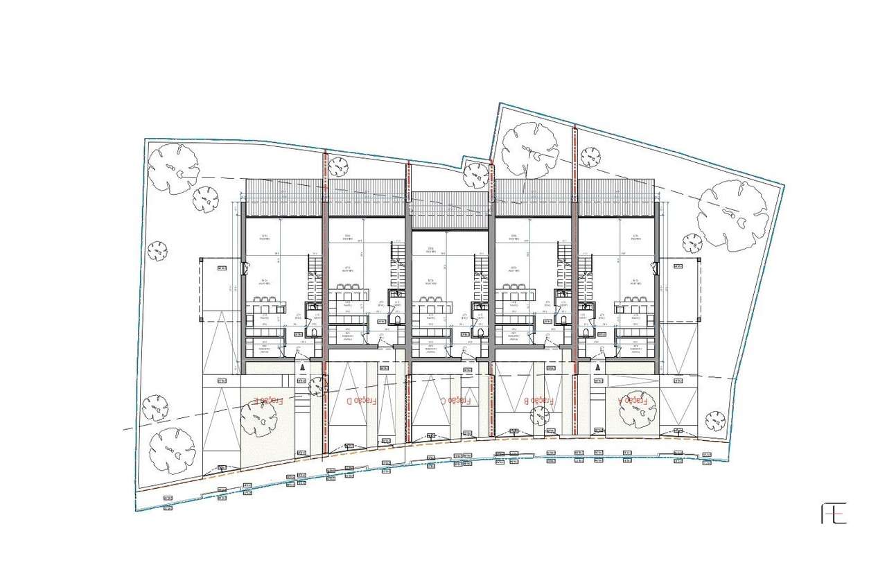 Terreno para 5 Moradias de Design Contemporâneo, Lourosa - Grande imagem: 5/6