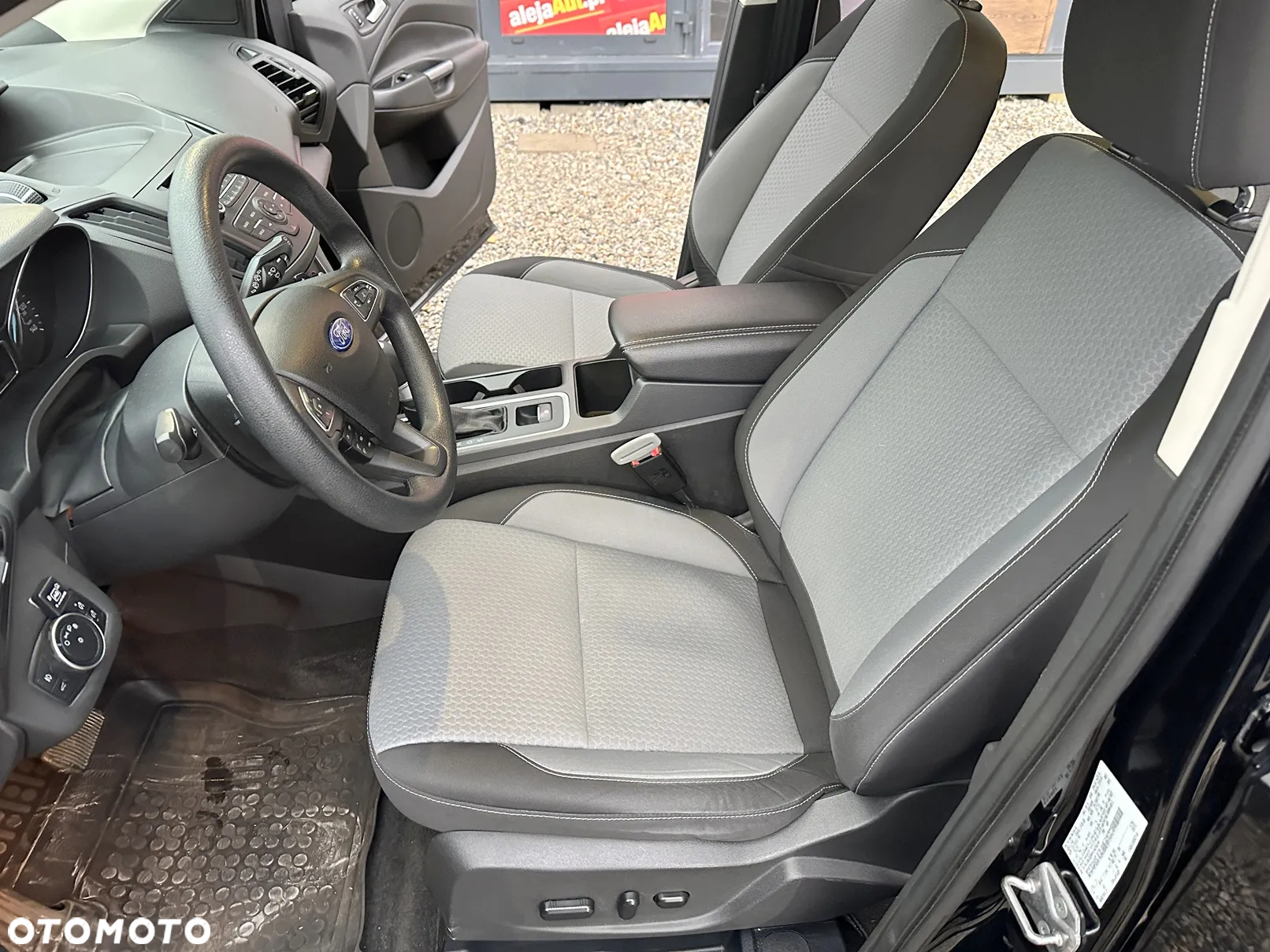 Ford Kuga - 4