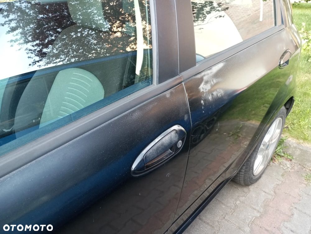 Fiat Grande Punto - 9