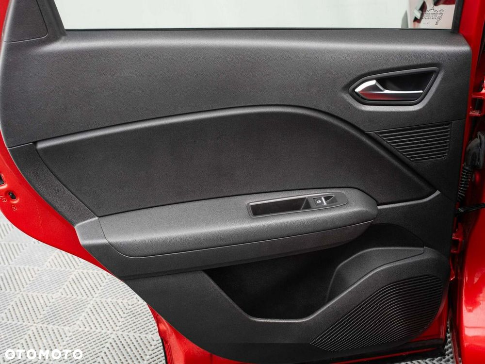 Renault Captur - 26