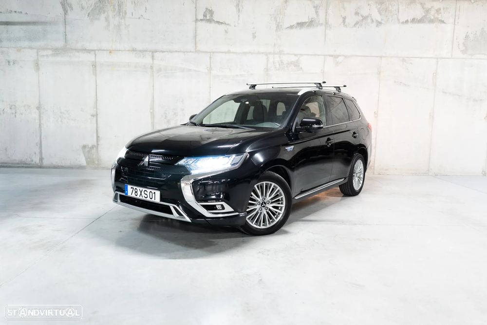 Mitsubishi Outlander 2.4 Instyle - 1