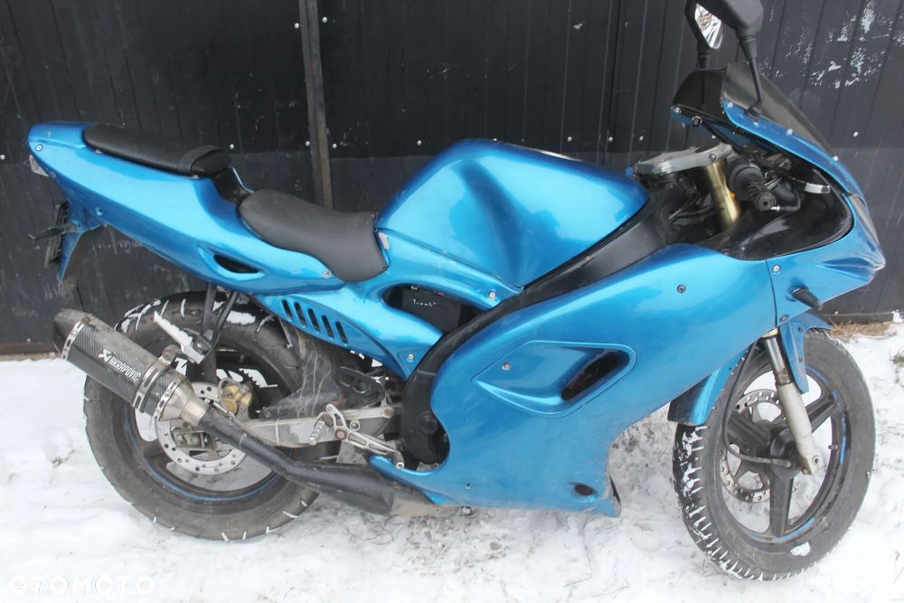 Peugeot XR 6 cały na części - 3