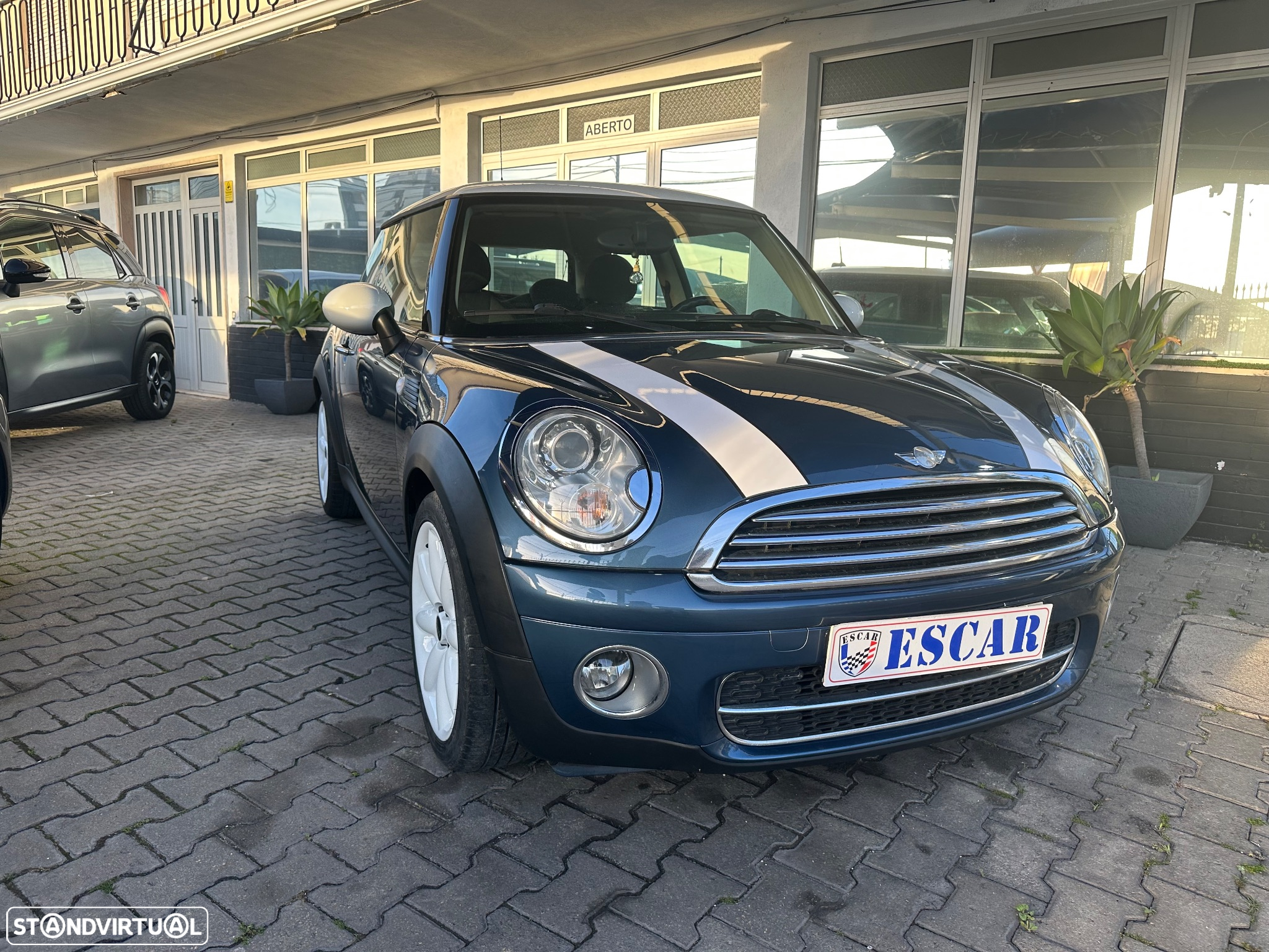 MINI 3 Portas Cooper D - 2