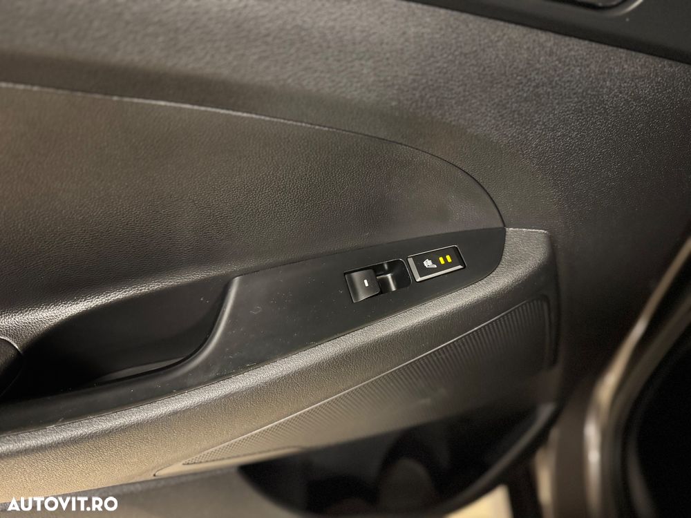 Hyundai Tucson blue 1.7 CRDi 2WD Style - 20