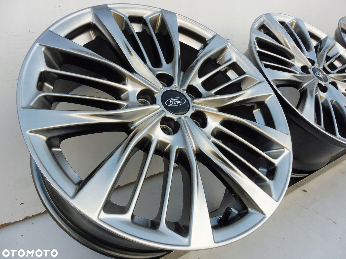 Felgi Ford OE LV4J-1007-A1A 7.5" x 18" 5x112 ET 50 - 2