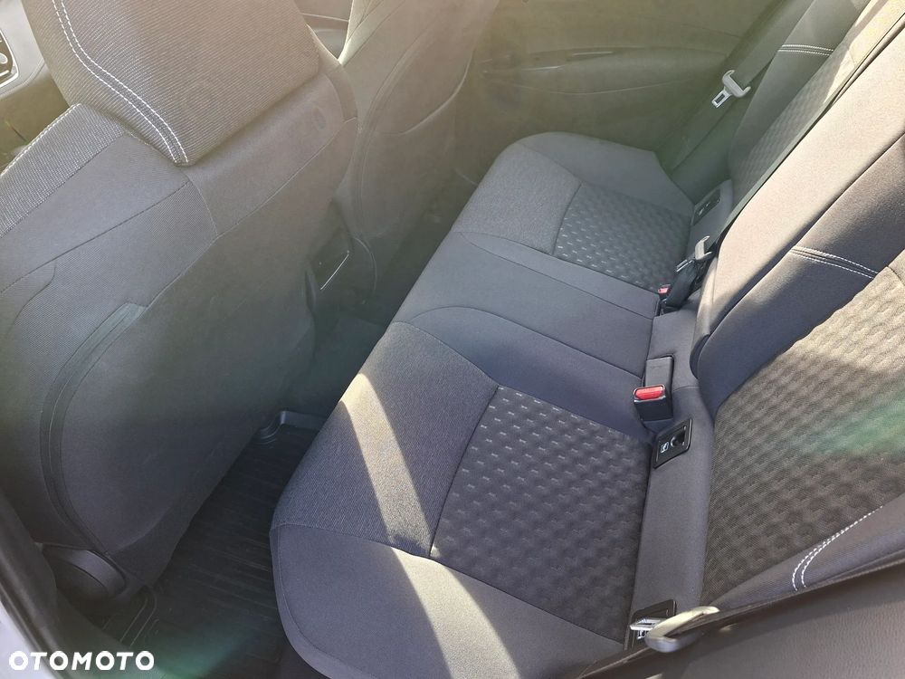 Toyota Corolla 1.8 Hybrid Comfort - 13