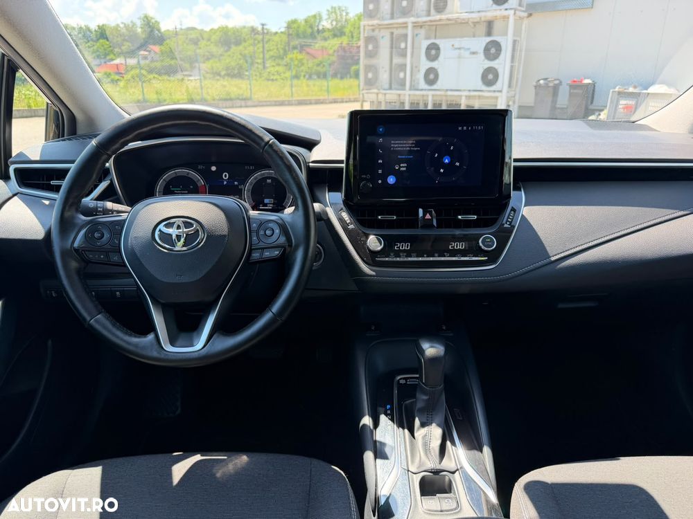 Toyota Corolla 1.8 HSD Business - 6