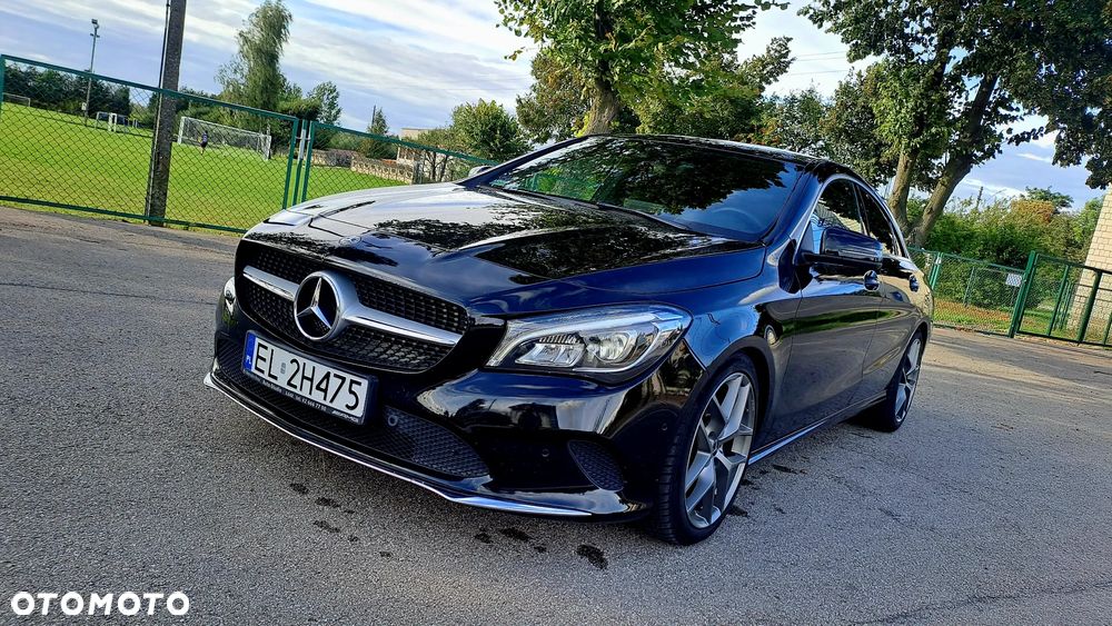 Mercedes-Benz CLA 180 7G-DCT AMG Line - 1