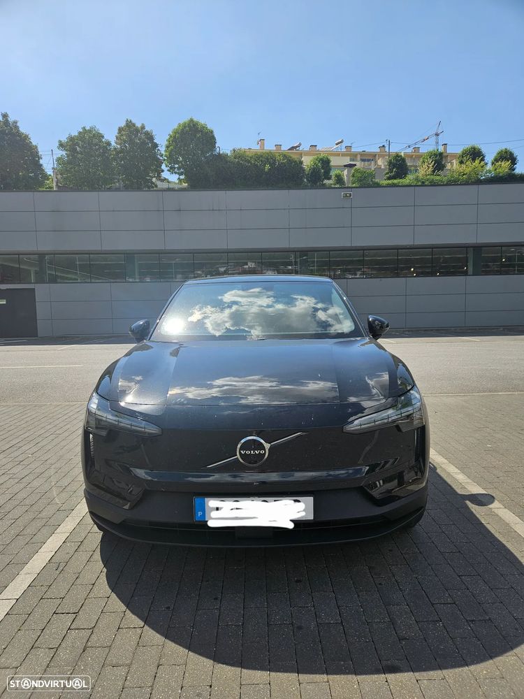 Volvo EX30 Single Motor Extended Range RWD Ultra - 1