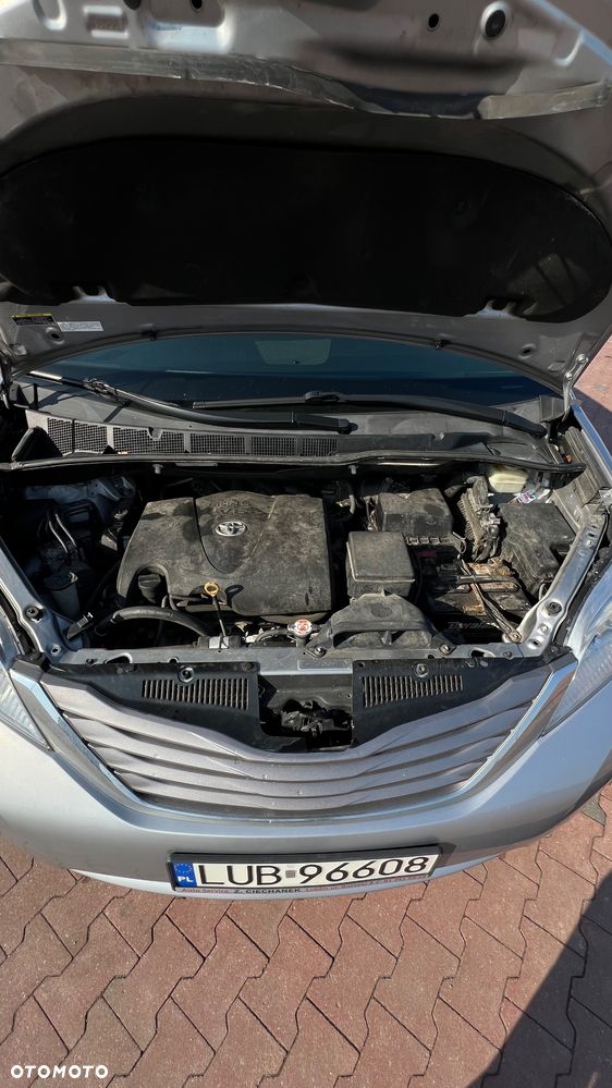 Toyota Sienna 3.5 V6 XLE AWD - 27