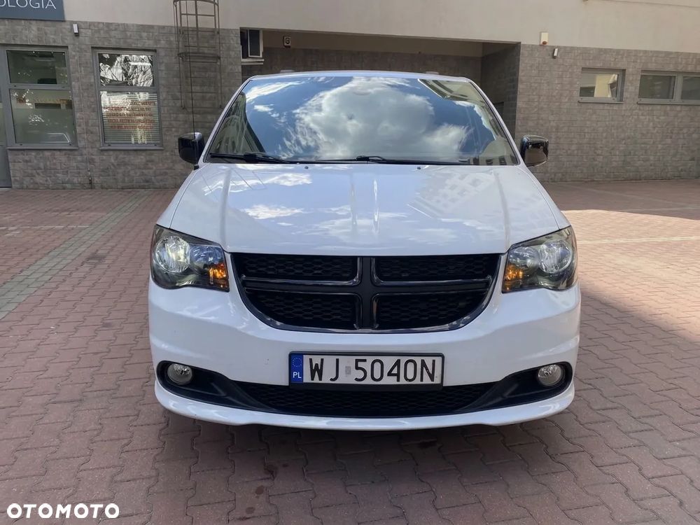 Dodge Grand Caravan 3.6 R/T - 5