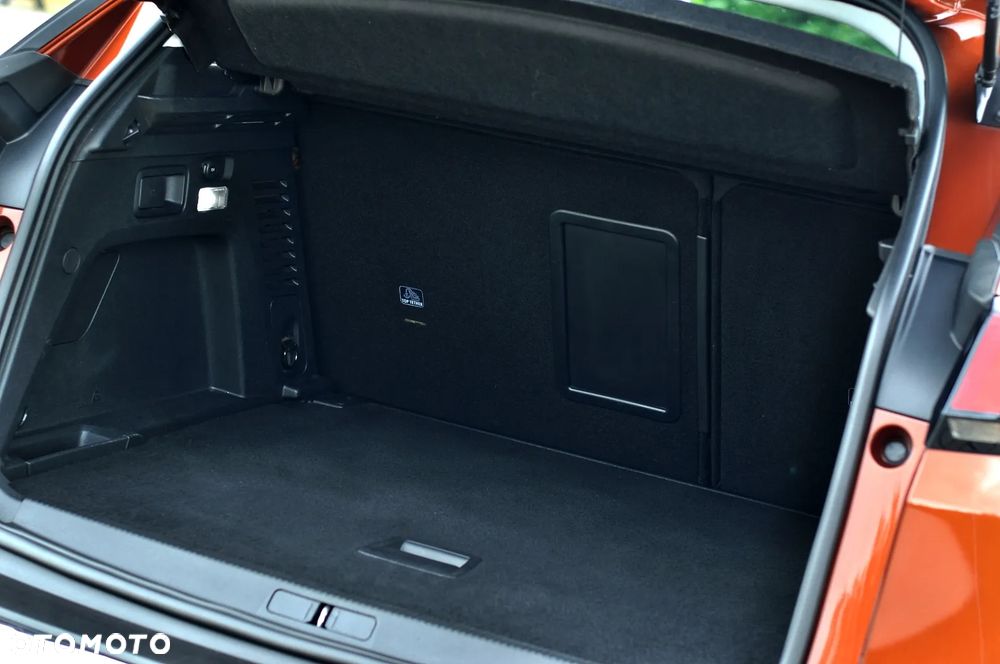 Peugeot 3008 1.2 PureTech Allure S&S - 14