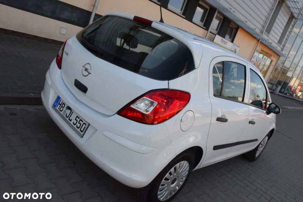 Opel Corsa 1.0 12V Cosmo - 10