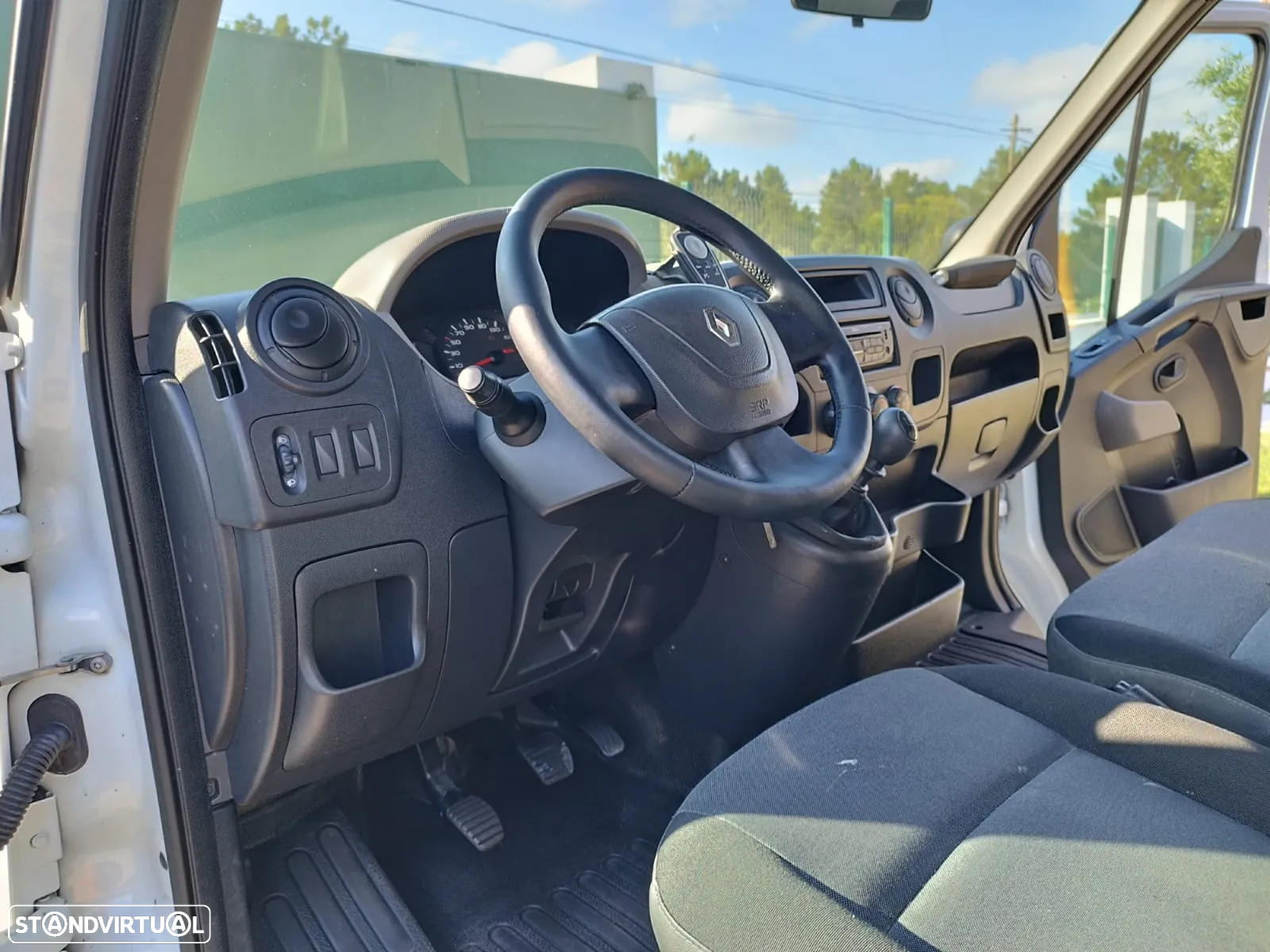 Renault Master 2.3 125 cv L2H2 - 16