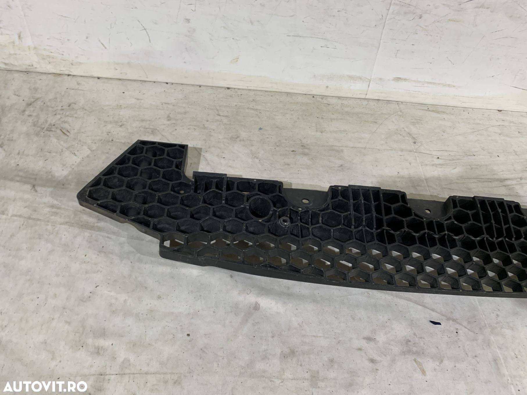 Inchidere inferioara Bara fata, Hyundai IX20, 2012, 2013, 2014, 2015, 2016, 2017, 2018, cod origine OE 86571-1K000. - 4